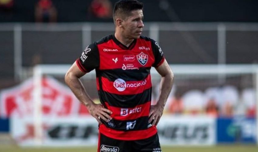 Recuperado de lesão, Osvaldo pode reforçar Vitória contra o Atlético-GO