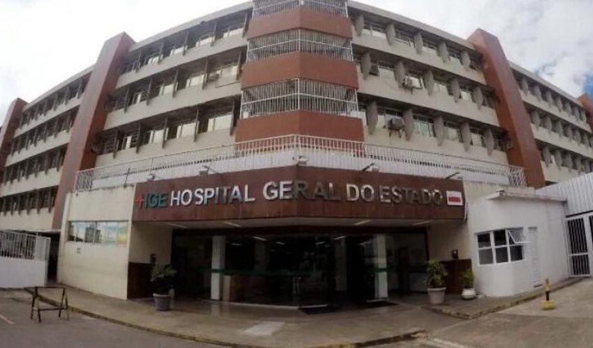  Criança internada por ingerir soda cáustica aguarda regulação há dez dias no HGE