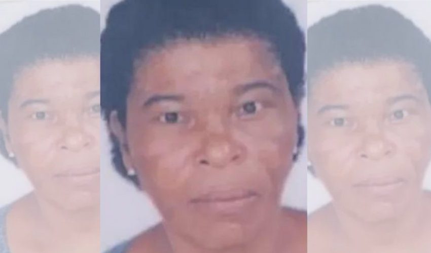  Mulher de 54 anos é encontrada morta dentro de casa, em Feira de Santana