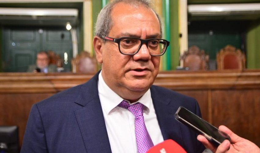  Presidente da Câmara de Vereadores comenta sobre operação policial na Casa Legislativa