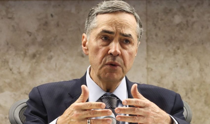  Barroso nega crise entre Supremo e Congresso