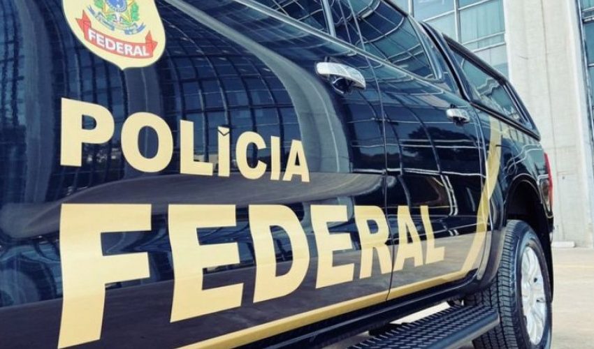  Polícia Federal investiga prefeito baiano após contrato com empresa própria; entenda