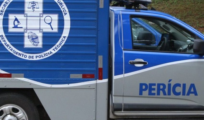 Dois corpos masculinos são encontrados em Avenida no bairro de Cajazeiras XI, em Salvador
