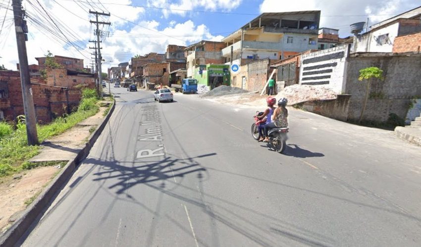  Homem é morto a tiros em via pública no Subúrbio de Salvador