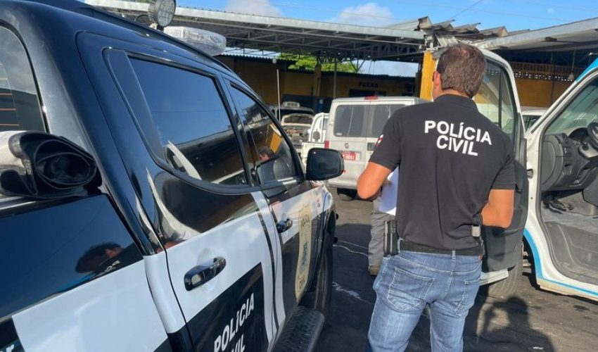  Homem é preso ao ser flagrado com motocicleta roubada no ferry-boat